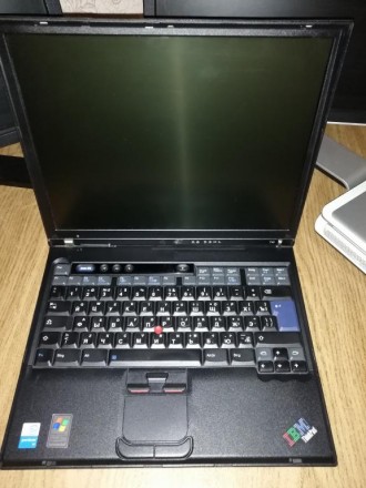 СРОЧНО продам Оригинальный ноутбук IBM  Think Pad  T 40,  Pentium M 1.5 GHz, 14.. . фото 2