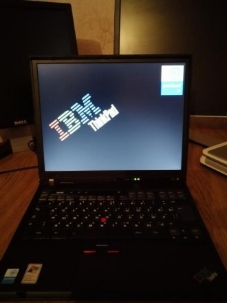 СРОЧНО продам Оригинальный ноутбук IBM  Think Pad  T 40,  Pentium M 1.5 GHz, 14.. . фото 3
