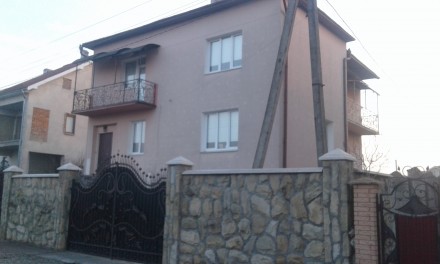 Продаеться жилий особняк в р-ні Пасічна (біля радіозавода в новобудов)+14сот.зем. Івано-Франківськ. фото 1 Продаеться жилий особняк в р-ні Пасічна (біля радіозавода в новобудов)+14сот.зем. Івано-Франківськ. фото 1