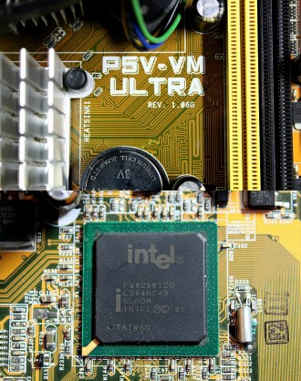 Материнская Плата ASUS P5V-VM Ultra <GREEN> (s775, VIA P4M890, PCI-E) 

. . фото 11