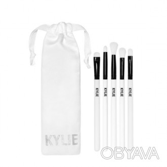 Kylie Jenner BRUSH SET кисти для макияжа 5 шт
 
Набор Kylie’s Brush Set от от Ky. . фото 1