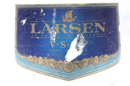 Пустая Стеклянная Бутылка «Larsen V.S.O.P. Fine Cognac» 1 L

&bull. . фото 6