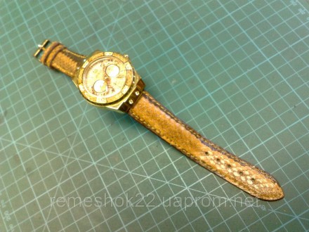 Ремешок из Питона для часов Guess . Киев. фото 1 Ремешок из Питона для часов Guess . Киев. фото 1