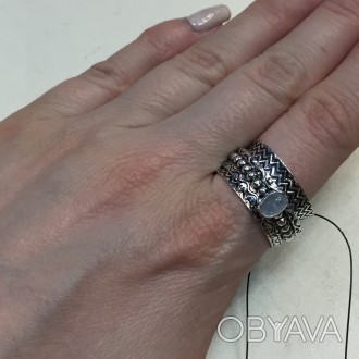 Предлагаем Вам купить нежное кольцо с лунным камнем в серебре. Размер 19-19.5
Ра. . фото 1