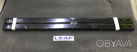 Усилитель перед двигателя мотора Nissan Leaf 2018- 75212-5SA0A. . фото 1