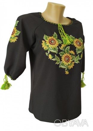 Женская вышиванка черного цвета в этническом стиле
Черная вышитая блузка с широк. . фото 1