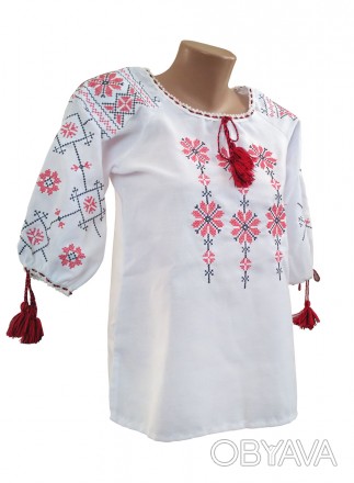 Белая женская вышиванка на праздничное событие
Традиционная вышивка из белого ль. . фото 1