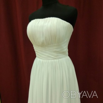 Короткое белое свадебное платье 
 
Размер 44-48.
Так же в нашем салоне можно под. . фото 1