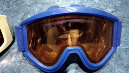 Лыжные маски и шлемы ведущих мировых брендов спортивных товаров. Состояние отлич. . фото 9