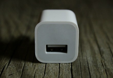 Оригинальное сетевое зарядное устройство Apple USB Power Adapter, вилка US (1 A). . фото 6