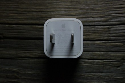 Оригинальное сетевое зарядное устройство Apple USB Power Adapter, вилка US (1 A). . фото 10