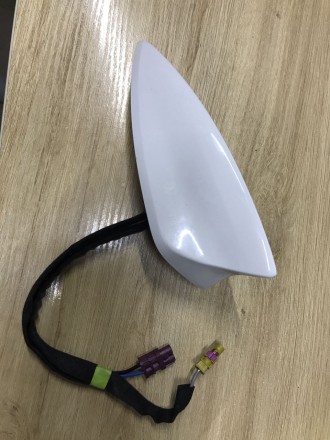 Антенна плавник Chevrolet Bolt EV 23309539,23504158. Тернополь. фото 1 Антенна плавник Chevrolet Bolt EV 23309539,23504158. Тернополь. фото 1