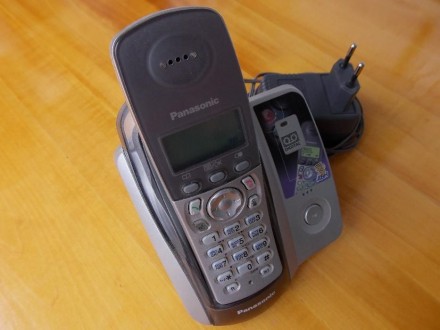 Продам DECT радиотелефон Б/У с автоответчиком «Panasonic» KX –. . фото 2