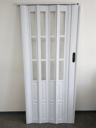 Двери гармошка полуостеклённые белый ясень 86х203см. Межкомнатные двери гармошка. Днепр. фото 1