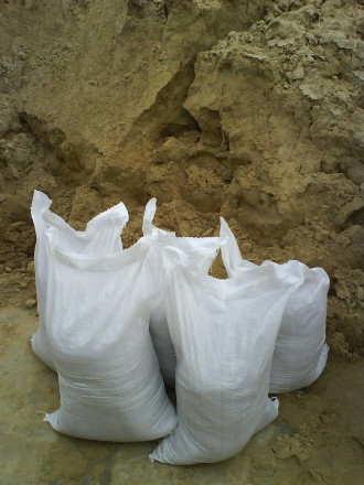 Песок овражный, в мешках 30л, доставка по Киеву и Киевской области.
Карьерный се. . фото 4
