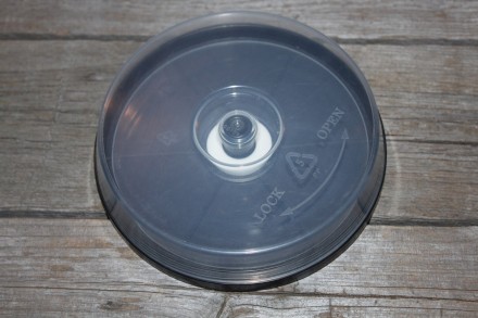 Бокс/Колба для CD/DVD Дисков (10 шт)

• Вместительно бокса 10 дисков.

. . фото 3
