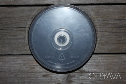 Бокс/Колба для CD/DVD Дисков (10 шт)

• Вместительно бокса 10 дисков.

. . фото 1