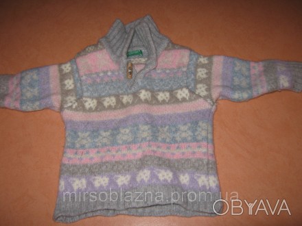  Очень теплый, красивый свитерок б/у для самых маленьких, с красивой расцветкой,. . фото 1