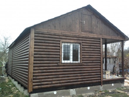 Домик 6×9 м и встроенная терраса 5×2 метра.
Изготовлен из блокхауса. . фото 3