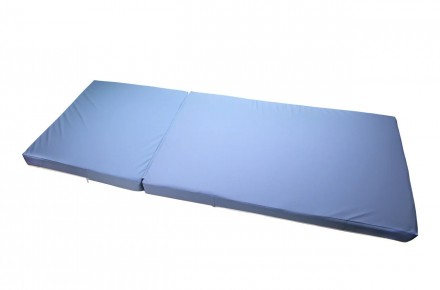 Матрас для медицинских кроватей с непромокаемым покрытием
Медицинский чехол на м. . фото 2