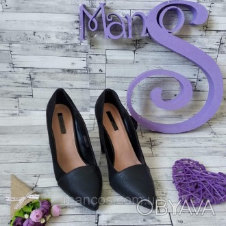 Туфли на каблуках Lost ink женские черные
в идеальном состоянии
Размер 40, по ст. . фото 1