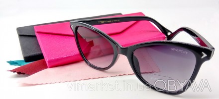 Солнцезащитные очки Givenchy GV7265 кошачий глаз цвет оправы черный глянцевый, л. . фото 1