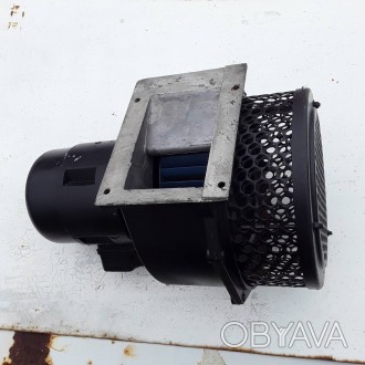 Наездник (вентилятор охлаждения) болгарского двигателя постоянного тока МР132.
. . фото 1