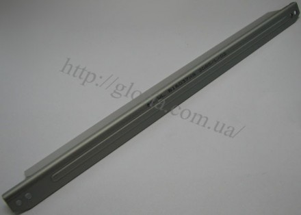 Дозирующее лезвие (Doctor Blade) Samsung ML3050/3051/Phaser3428. Киев. фото 1 Дозирующее лезвие (Doctor Blade) Samsung ML3050/3051/Phaser3428. Киев. фото 1