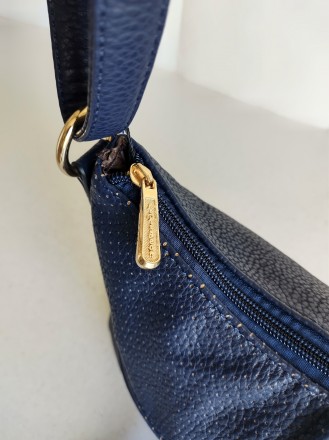 Маленькая практичная сумочка из мягкой экокожи от производителя качественных акс. . фото 7
