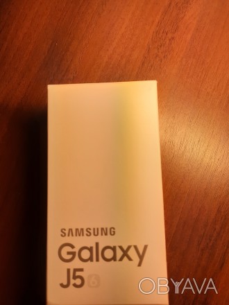 Продаю Samsung J510H Galaxy J5 2016. Есть потертости на железной рамке. Отсутств. . фото 1