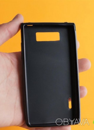 Чехол накладка LG P700 P705 Optimus L7 бампер панель
id mk00000023355
 
Тип: чех. . фото 1