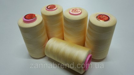 Катушка пастельно-желтой нити. Харьков. фото 1