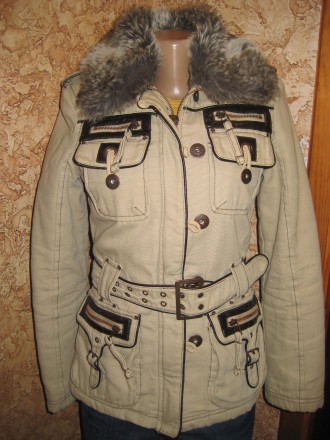 Продам женскую весенне-осеннею куртку Jennyfer. Размер S. Мех искусственный, сни. . фото 2