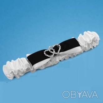  Подвязка на ногу невесты в белых тонах с черным бантиком При подготовке к свадь. . фото 1