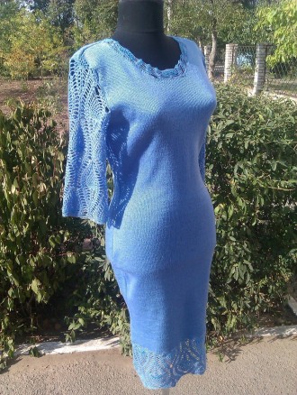 Вязаное голубое нежное платье с ажурной отделкой по верху и по низу платья и на . . фото 3